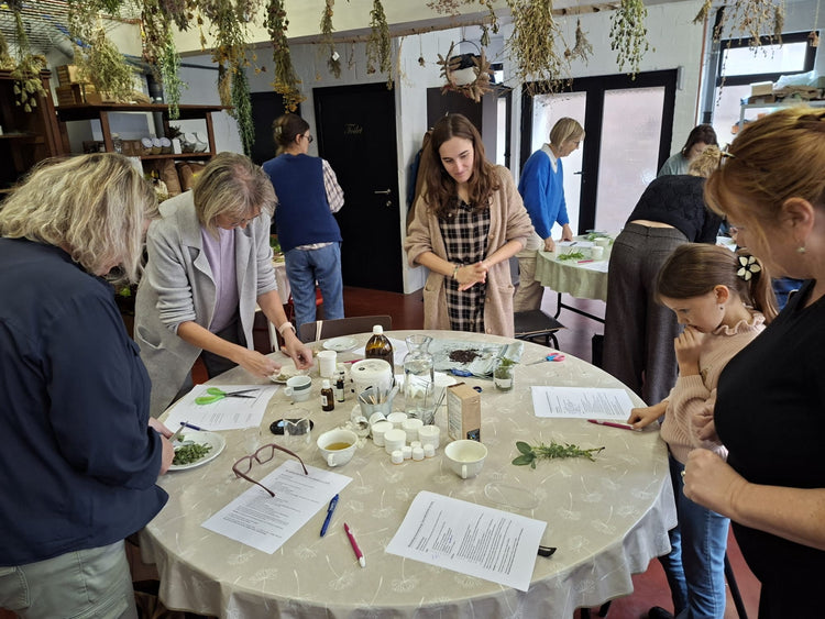 Workshops met kruiden en aromatherapie DIY
