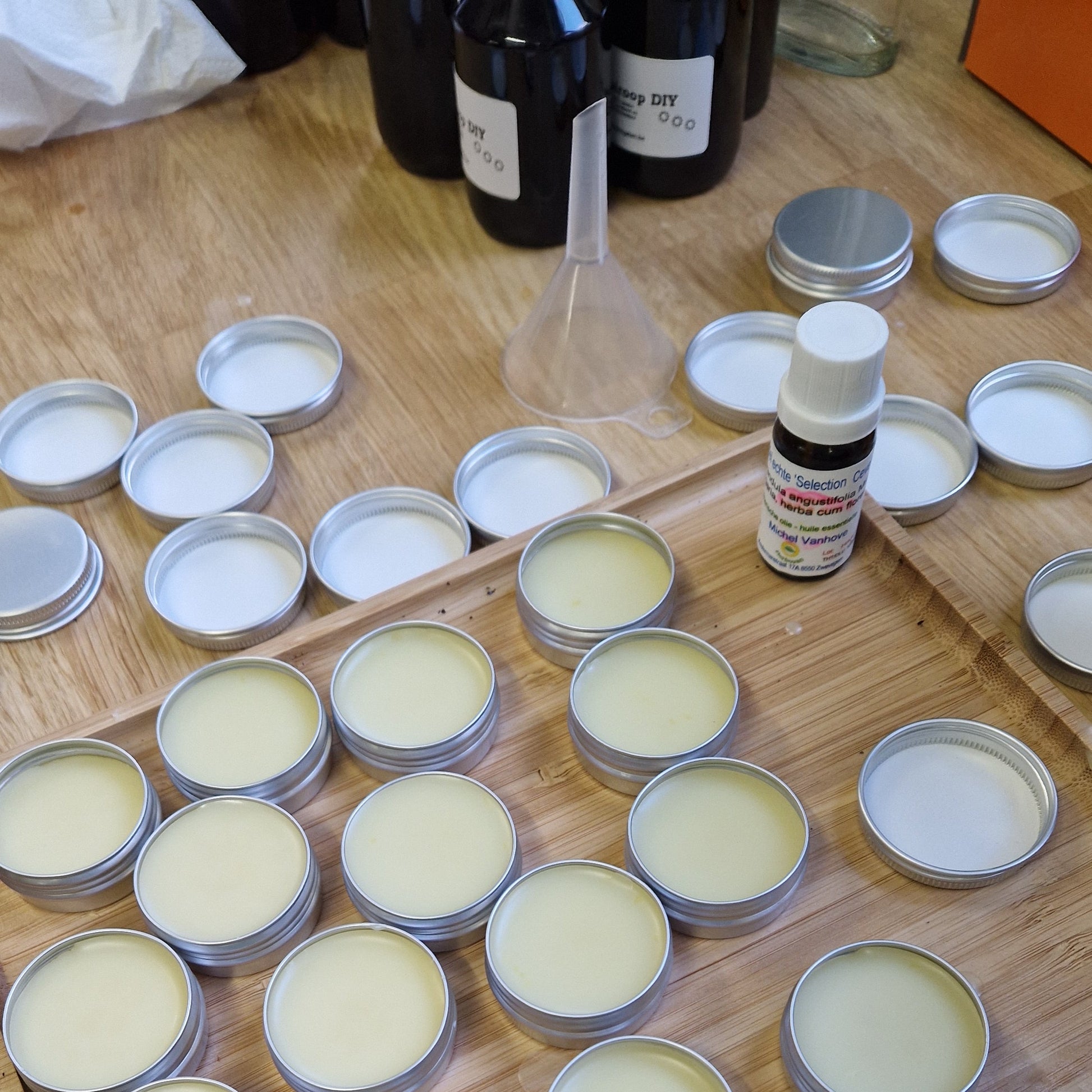 REFILL & RECHARGE: DIY PAKKET LIPVERZORGING - Kruidenprint